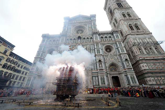 #The Cart of Fire in #Florence